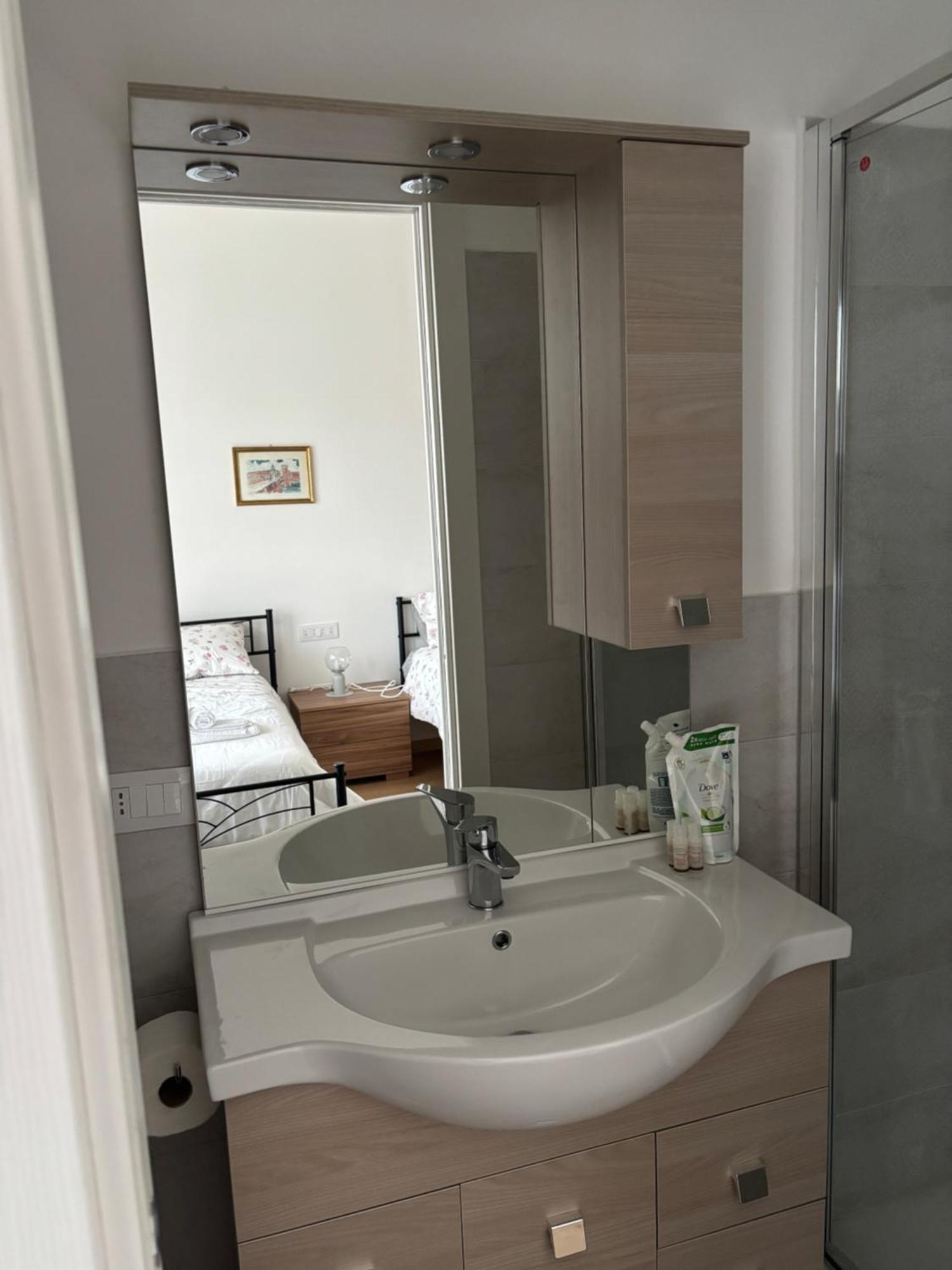Roomestbb Bed & Breakfast